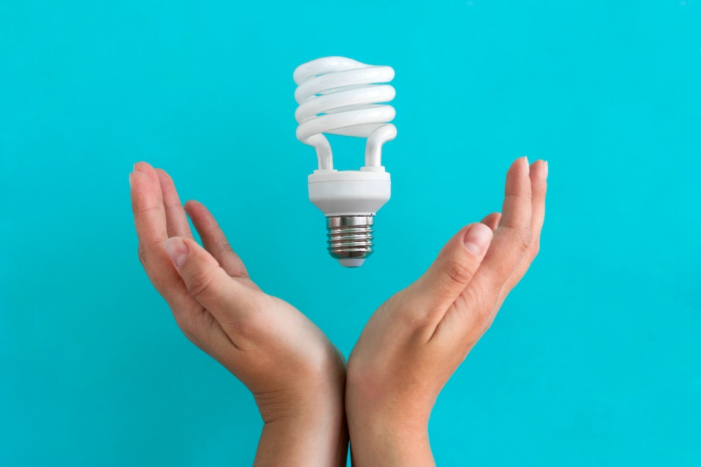 Les avantages de travailler avec un fournisseur d'électricité engagé dans la neutralité carbone