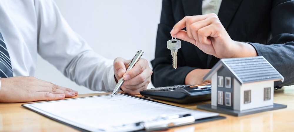 Les avantages de l'assurance habitation en ligne pour les propriétaires de logements avec un garage