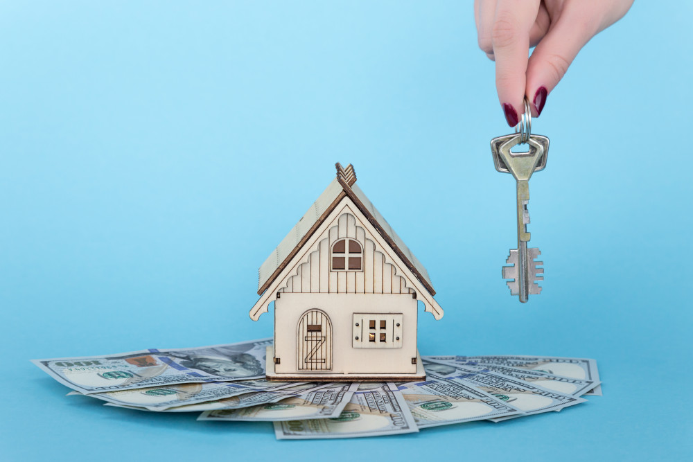 Acheter une maison seul et se marier après : un choix stratégique et financier